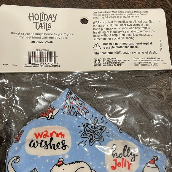 NWT Holiday Kitty Festive Face Mask *Benefits Animal Welfare* - Picture 5 of 5